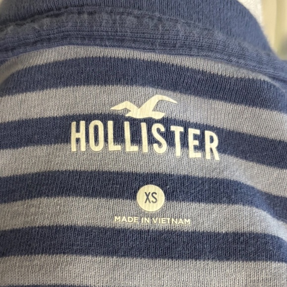 Navy & Gray Striped Ribbed Crop Top - Picture 3 of 3